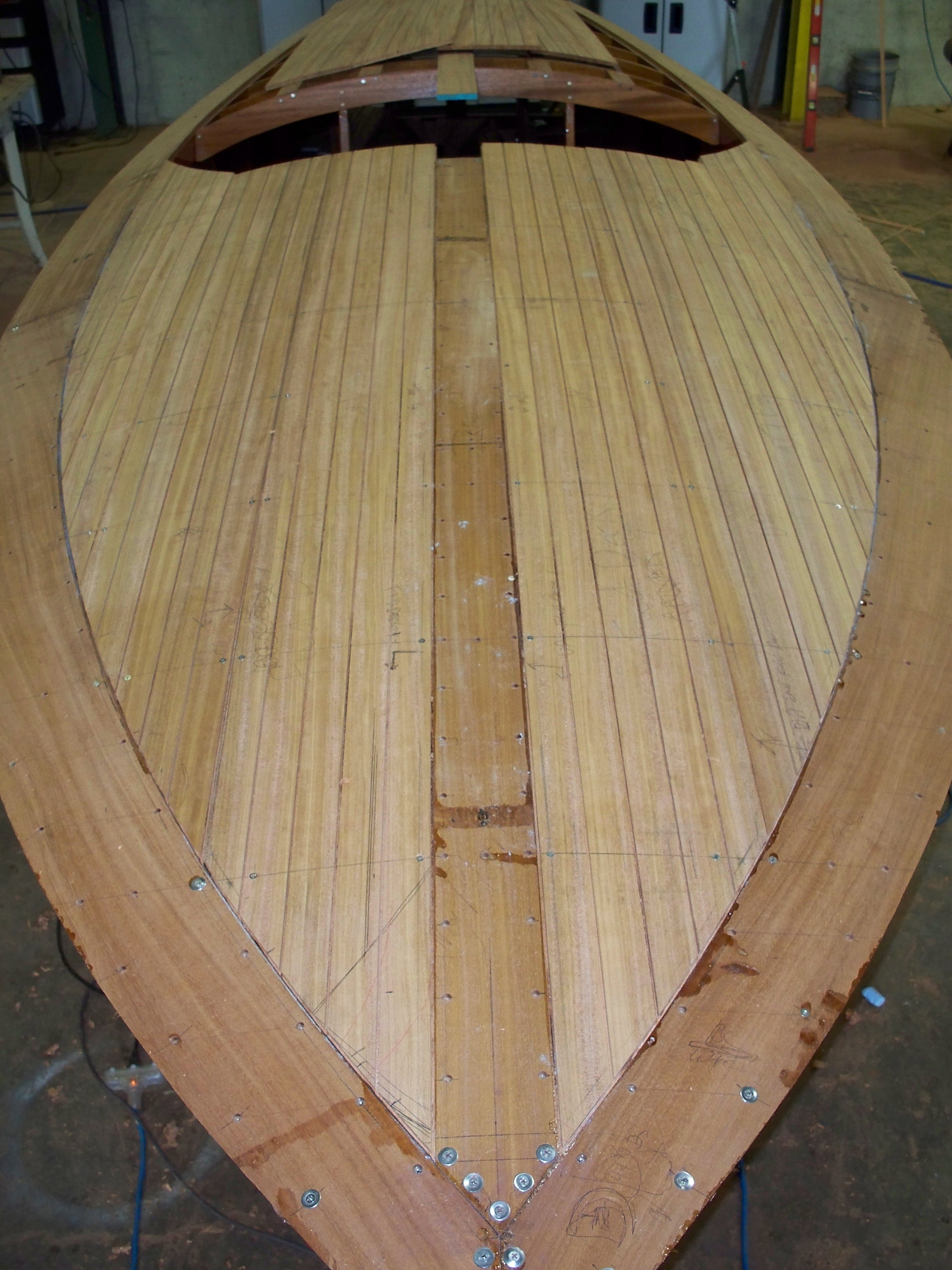 19â€² special race boat decking